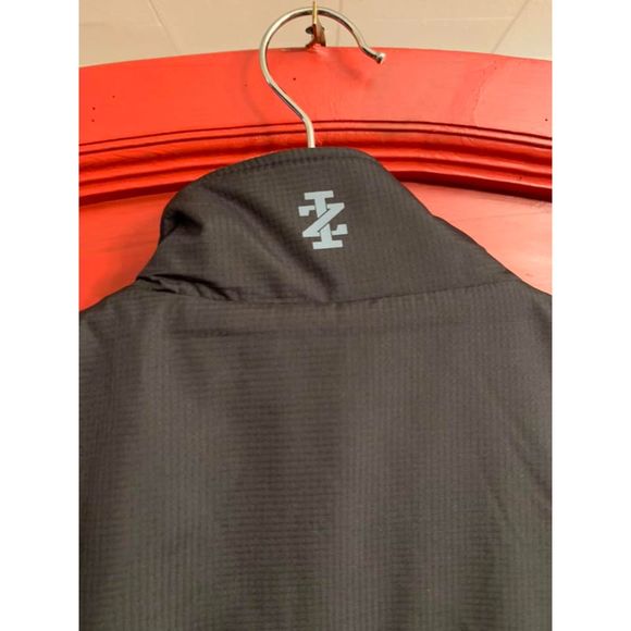 Izod Mens Size L Reversible Zip Front Vest Grey Black Red Windbreaker Fleece EUC - Picture 4 of 4